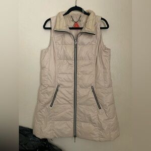 ANORAK Women's Beige Puffer Vest size large